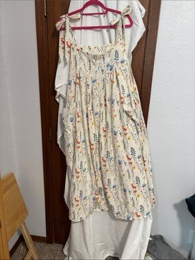 Cream Floral Tie-Shoulder Midi Dress